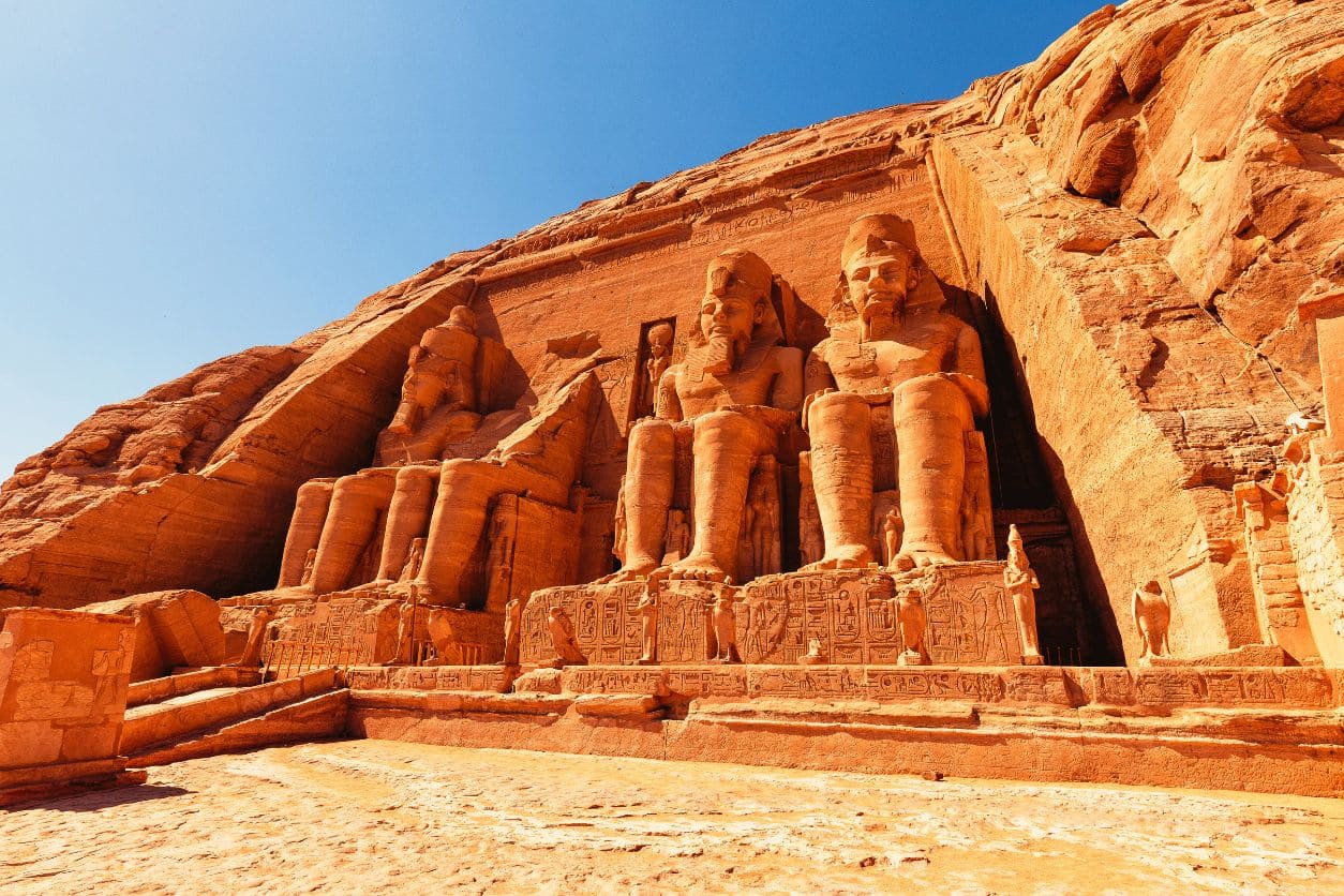 OFERTA FLASH - DESCUBRE EGIPTO (INCLUYE ABU SIMBEL) -- VUELO CHÁRTER 